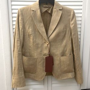Maxmara Linen beige jacket 6, but run small, fits better for size 4 probably